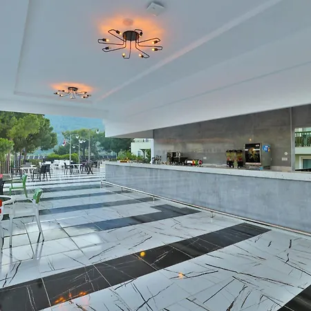 Station touristique Crystal Flora Beldibi (Kemer)